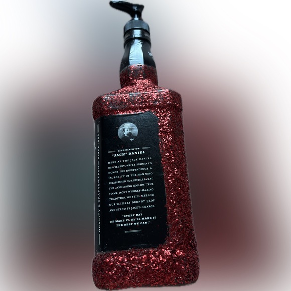 Red sparkle handmade Jack Daniels soap dispenser - Picture 2 of 3